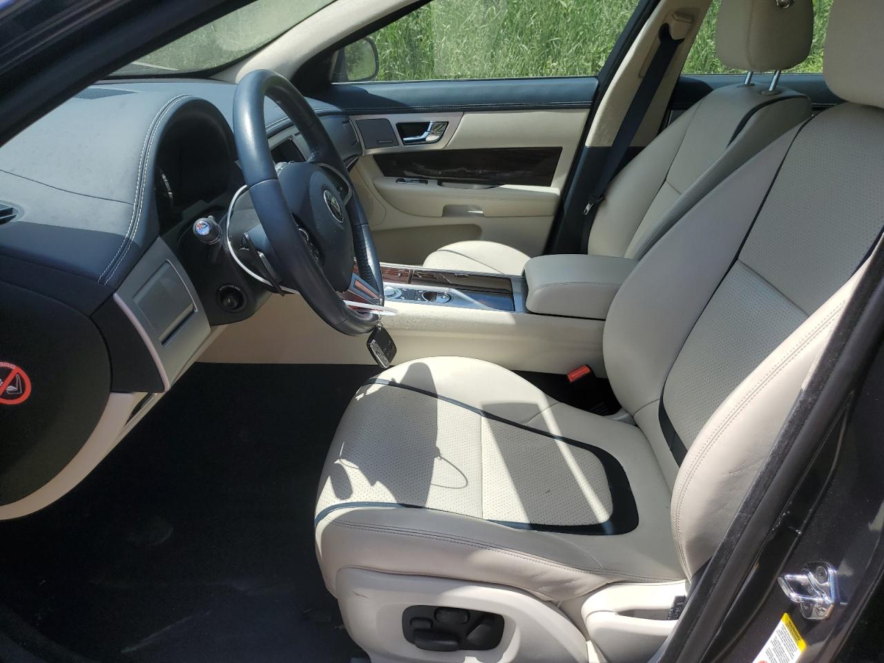 SAJWJ0EF4E8U12386 2014 Jaguar Xf