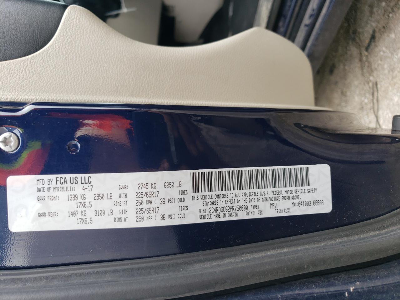 2C4RDGCG2HR750000 2017 Dodge Grand Caravan Sxt