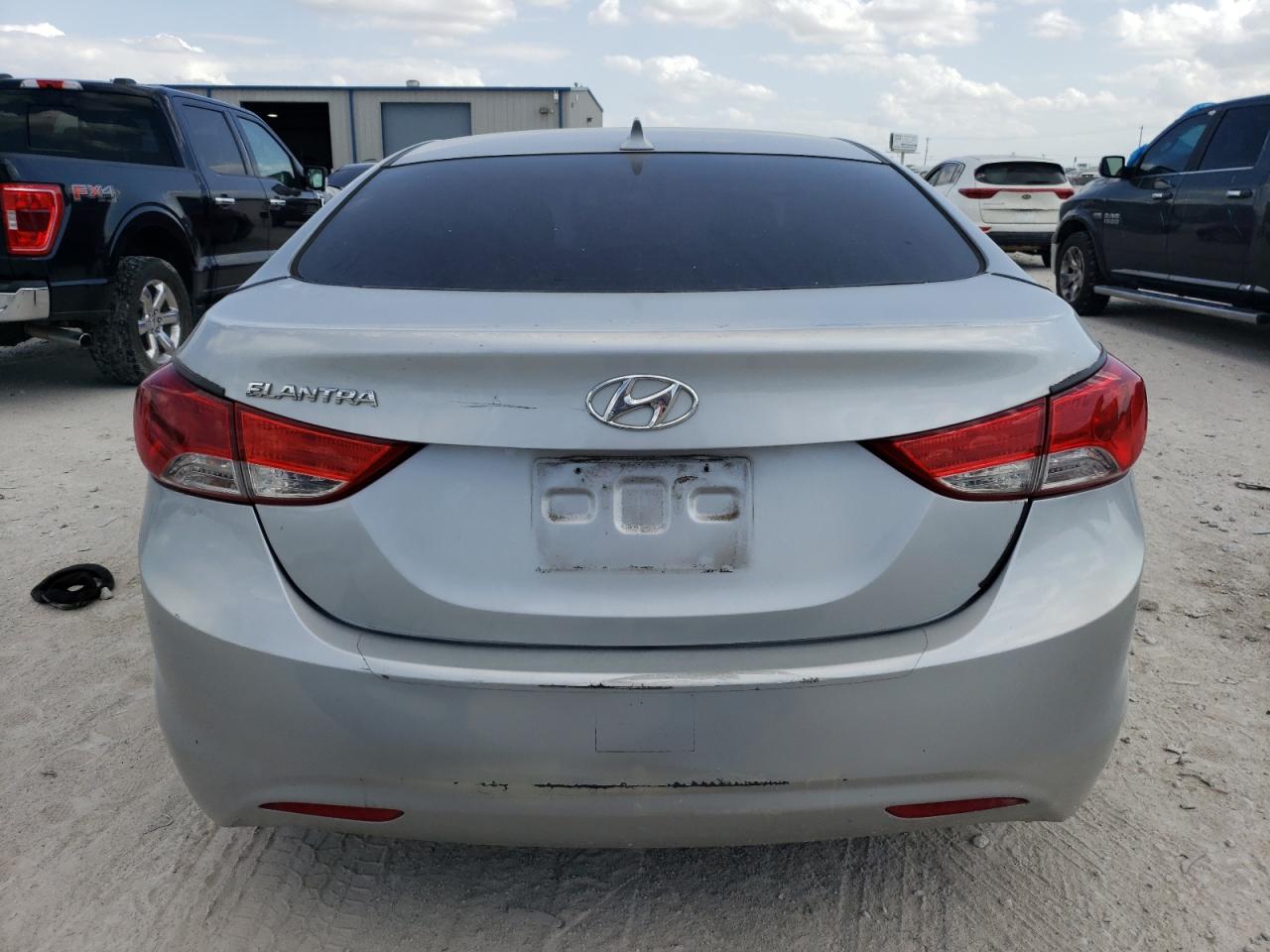 2013 Hyundai Elantra Gls vin: 5NPDH4AE4DH432210