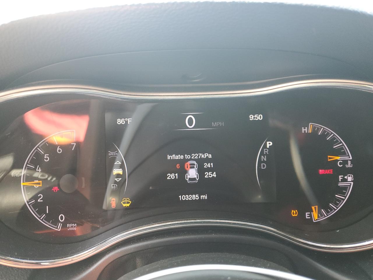 1C4RJFAG9HC700659 2017 Jeep Grand Cherokee Laredo