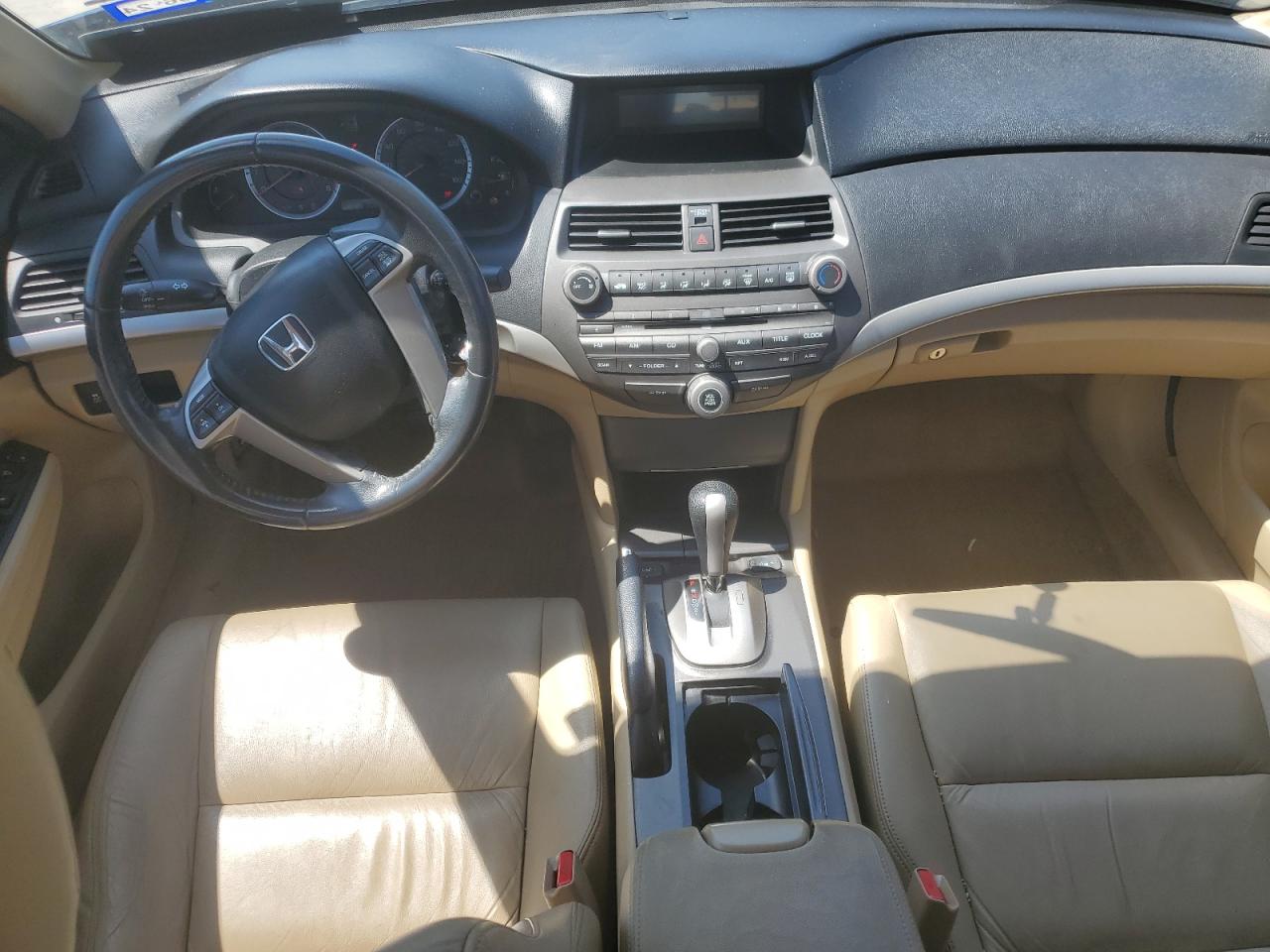 1HGCP2F60BA155923 2011 Honda Accord Se
