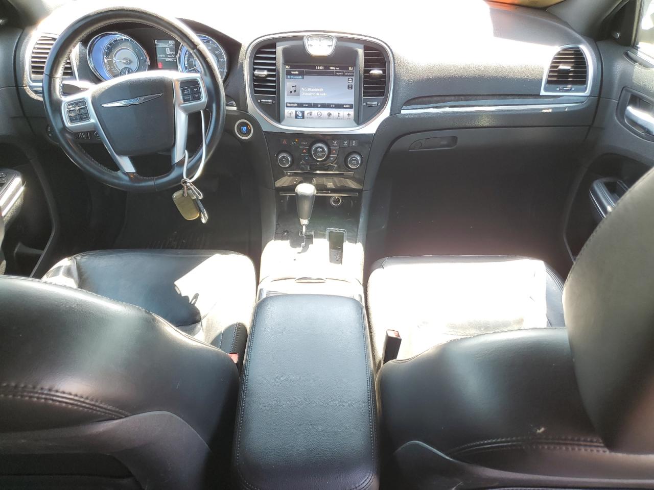 2C3CA5CG3BH580010 2011 Chrysler 300 Limited