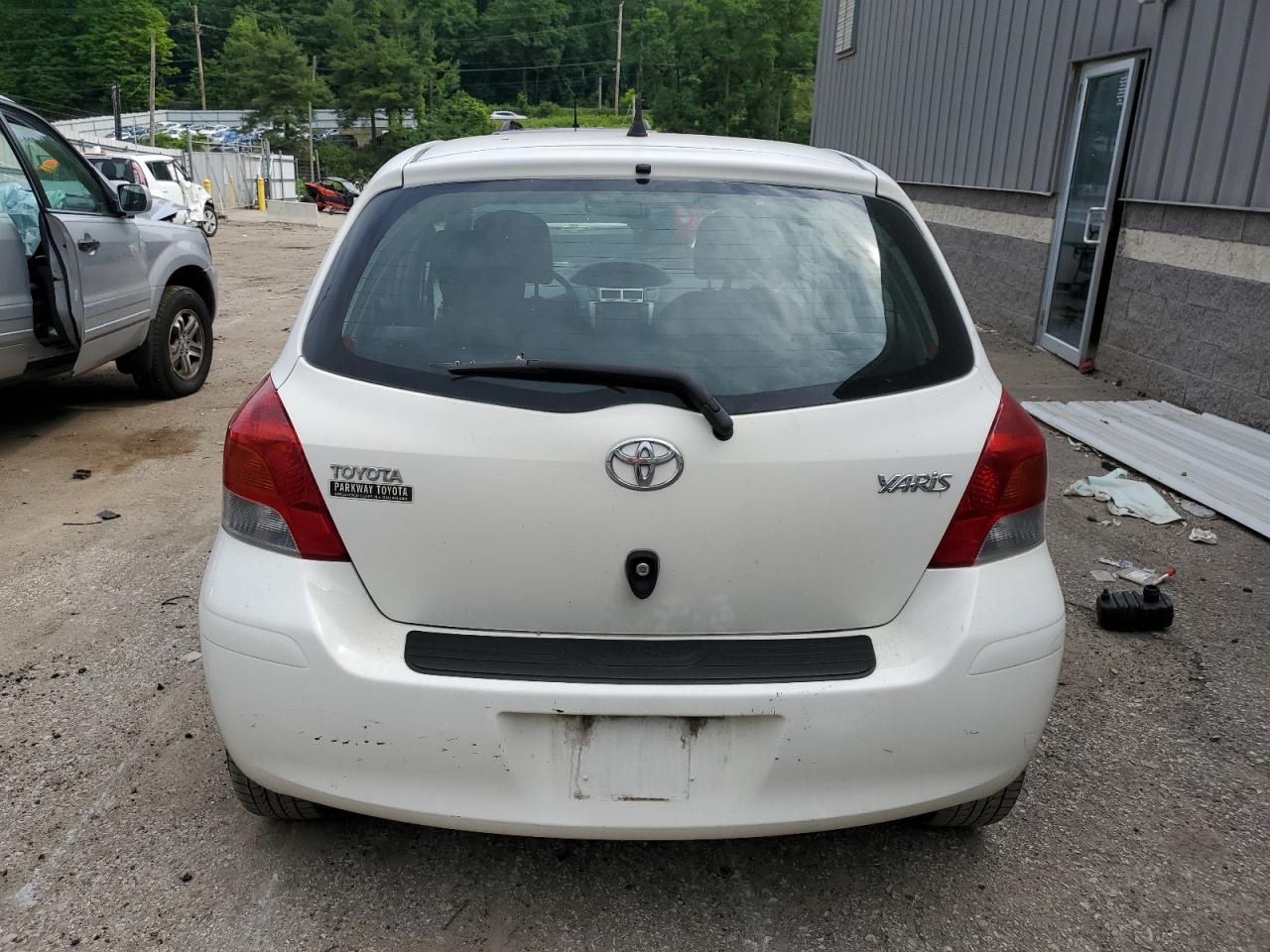 JTDKT4K37A5316451 2010 Toyota Yaris