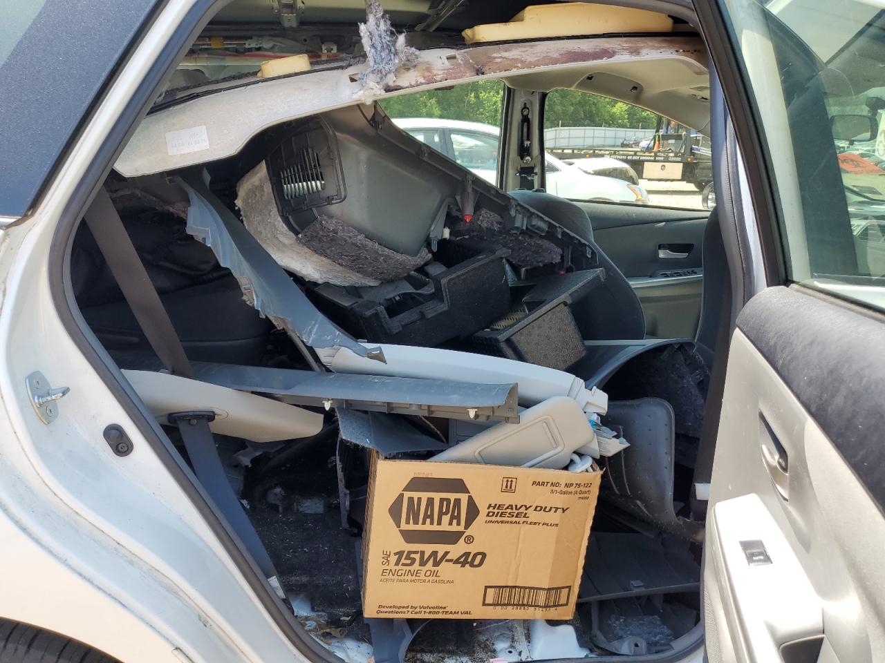 JTDZN3EU8E3304673 2014 Toyota Prius V