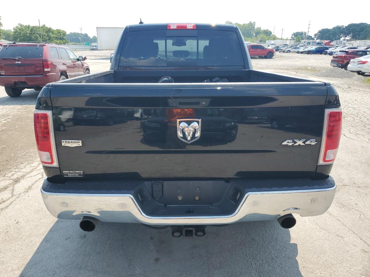 1C6RR7VT4FS599062 2015 Ram 1500 Laramie