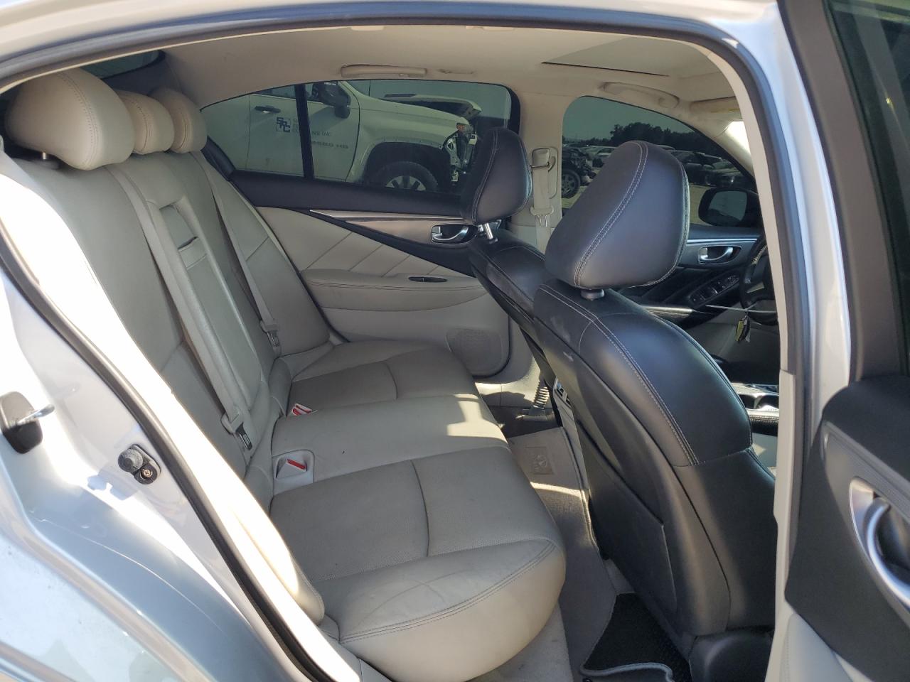JN1BV7AP5EM689759 2014 Infiniti Q50 Base