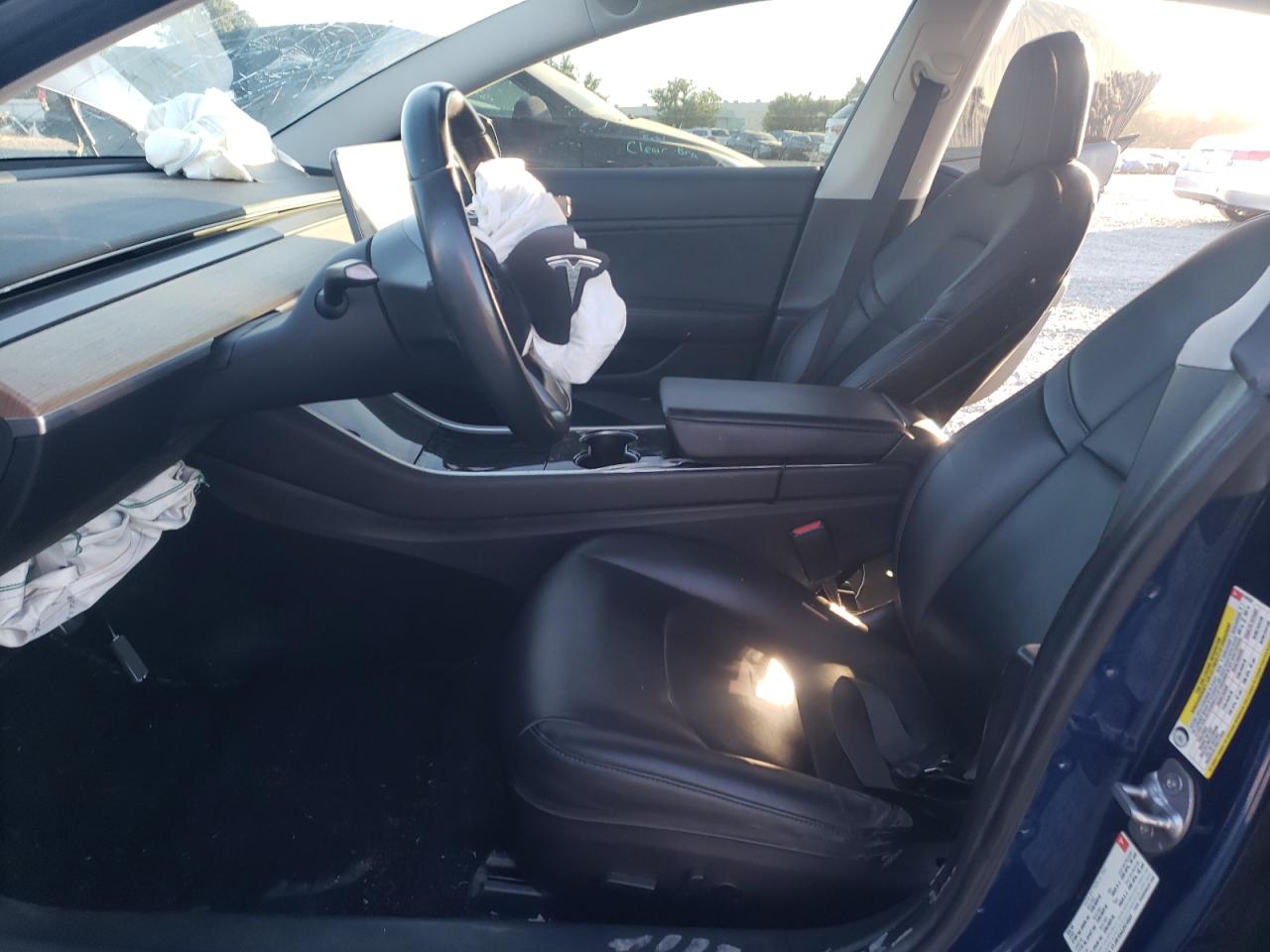 5YJ3E1EA0JF010522 2018 Tesla Model 3