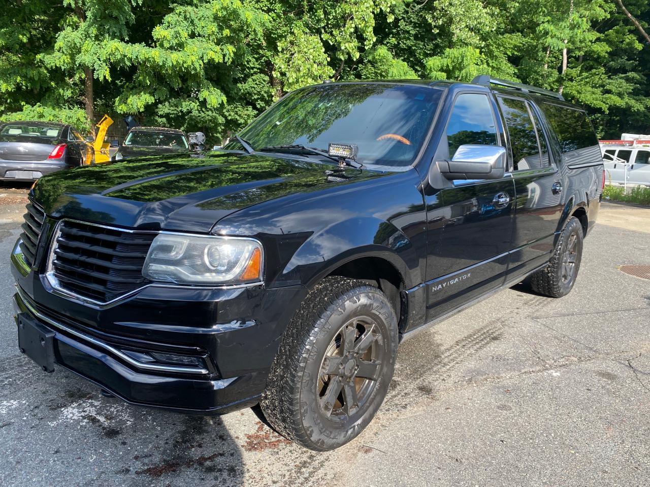 2017 Lincoln Navigator L Select vin: 5LMJJ3JT2HEL07303