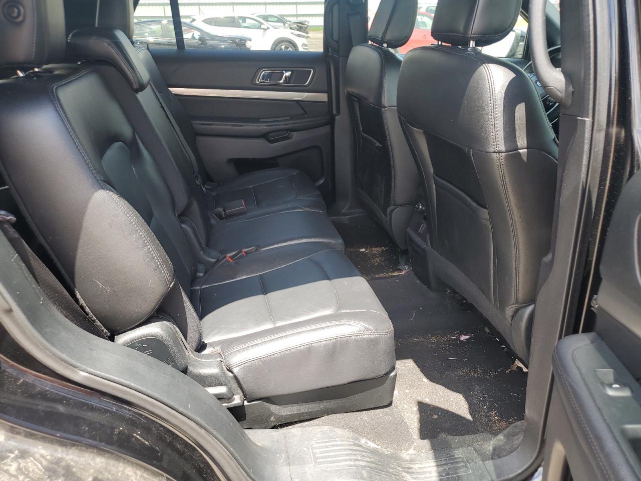 1FM5K8D8XJGB93650 2018 Ford Explorer Xlt