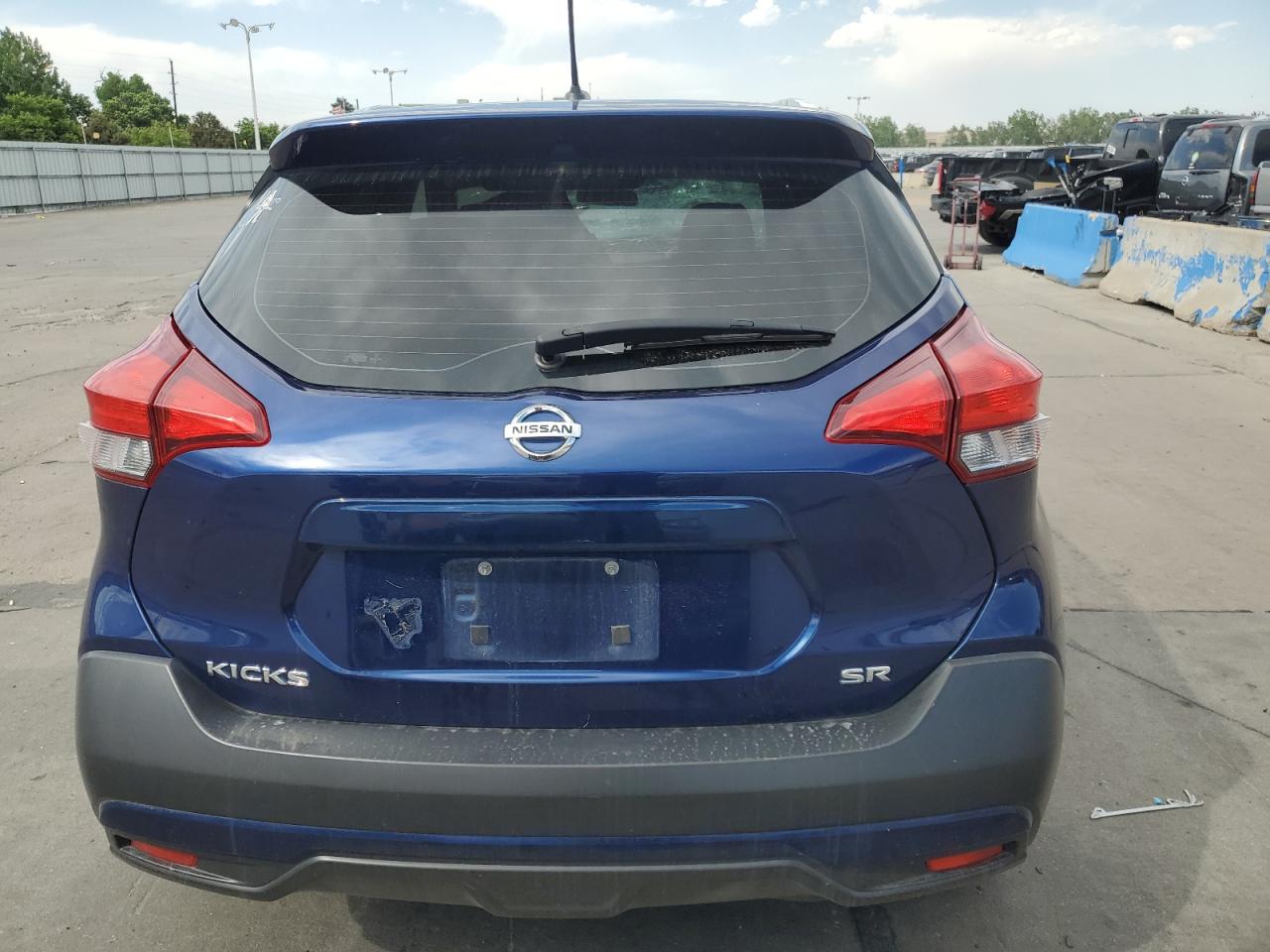 3N1CP5CUXKL544728 2019 Nissan Kicks S