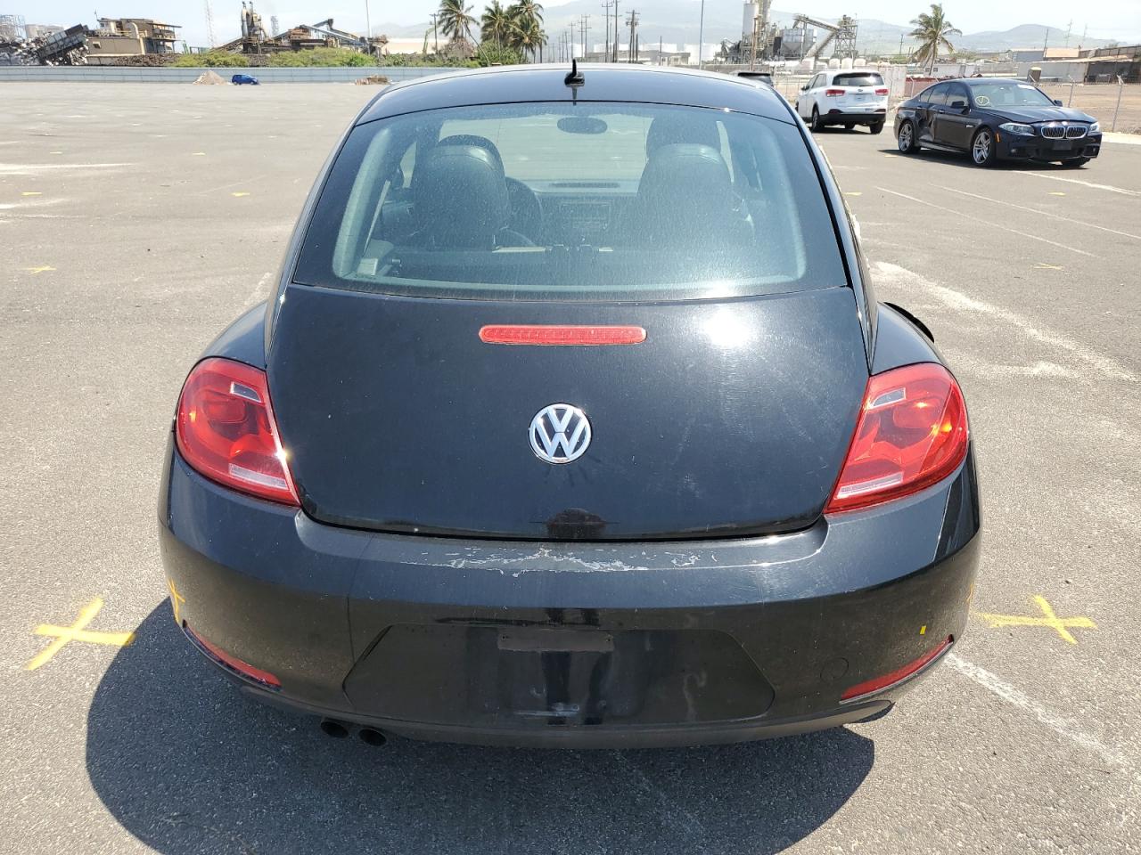 Lot #2829034970 2015 VOLKSWAGEN BEETLE 1.8