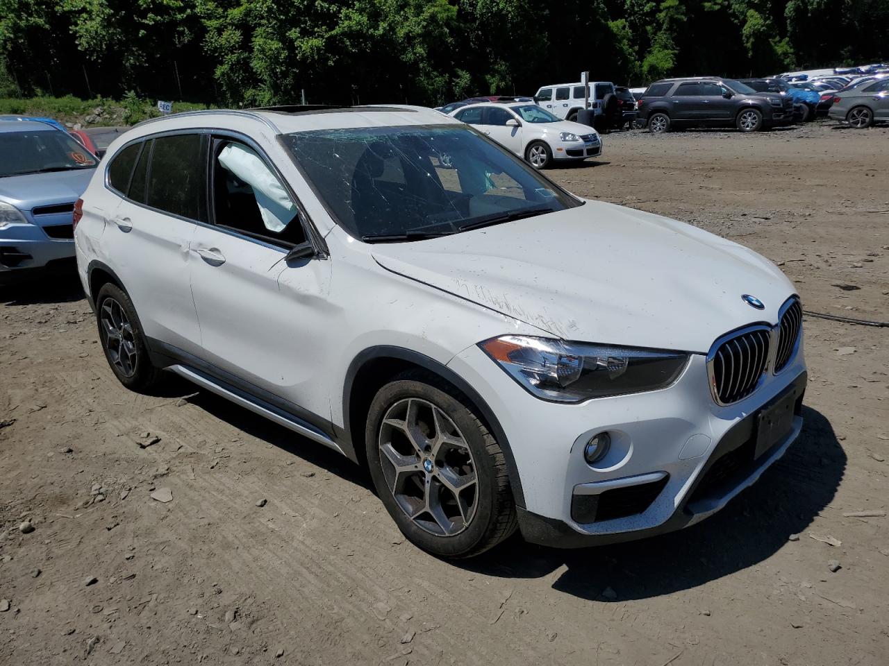 WBXHT3C34J3H33286 2018 BMW X1 xDrive28I