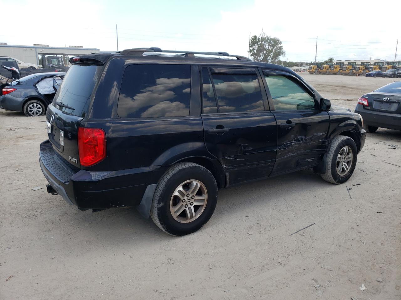 5FNYF18625B025748 2005 Honda Pilot Exl