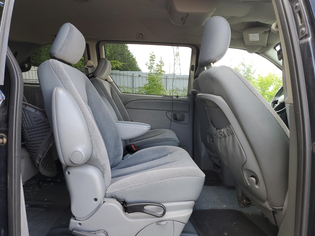 1D4GP25R25B411749 2005 Dodge Caravan Se