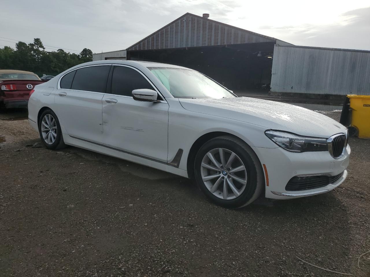 2018 BMW 740 I vin: WBA7E2C55JG742807