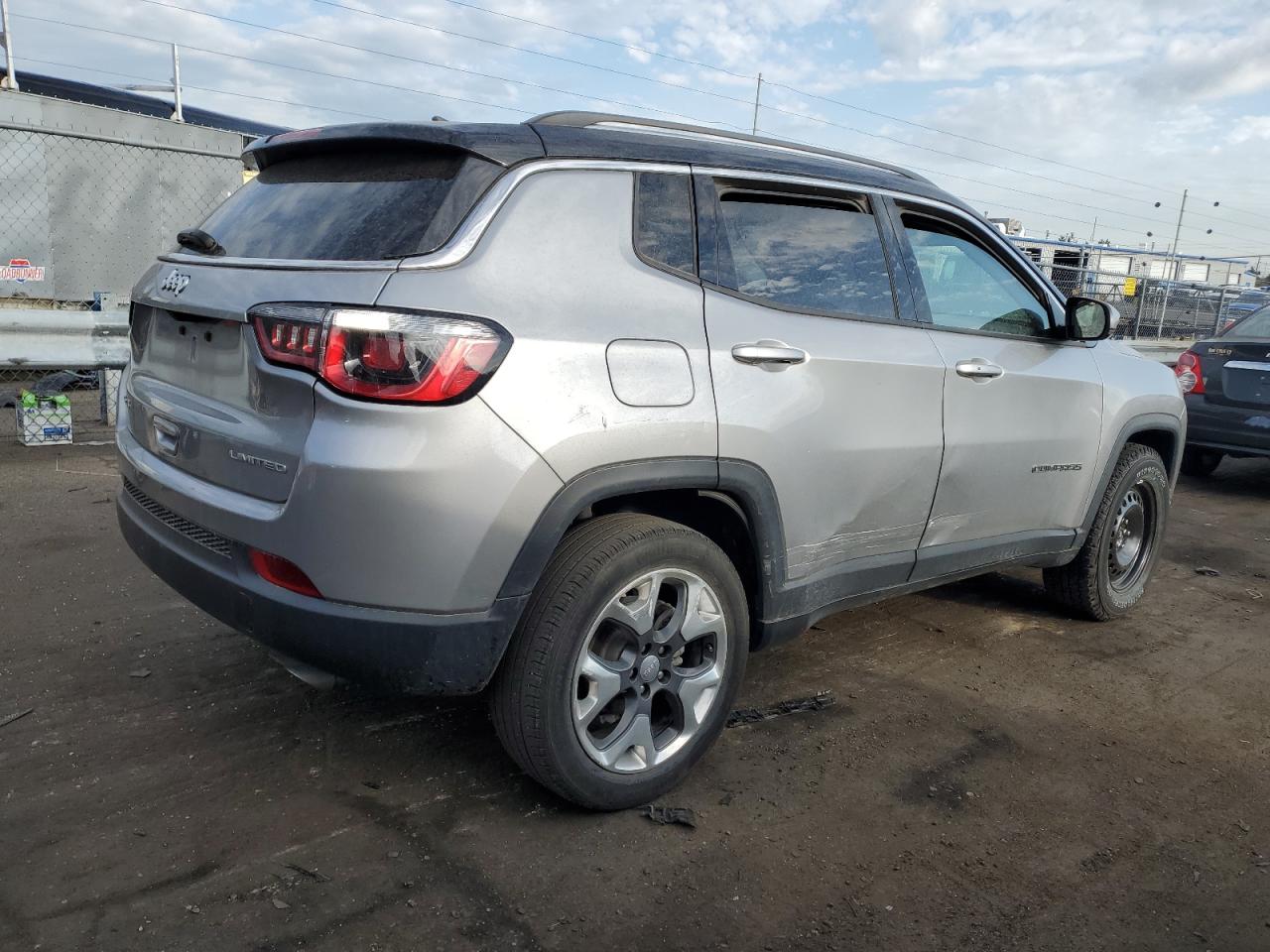 2018 Jeep Compass Limited vin: 3C4NJDCB5JT432966