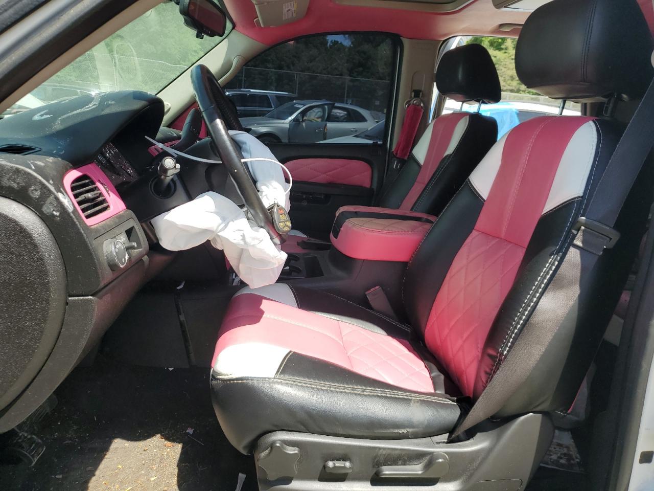 1GNSCBE02DR158708 2013 Chevrolet Tahoe C1500 Lt