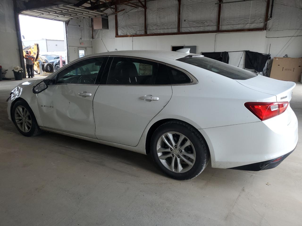 1G1ZE5ST7HF201120 2017 Chevrolet Malibu Lt