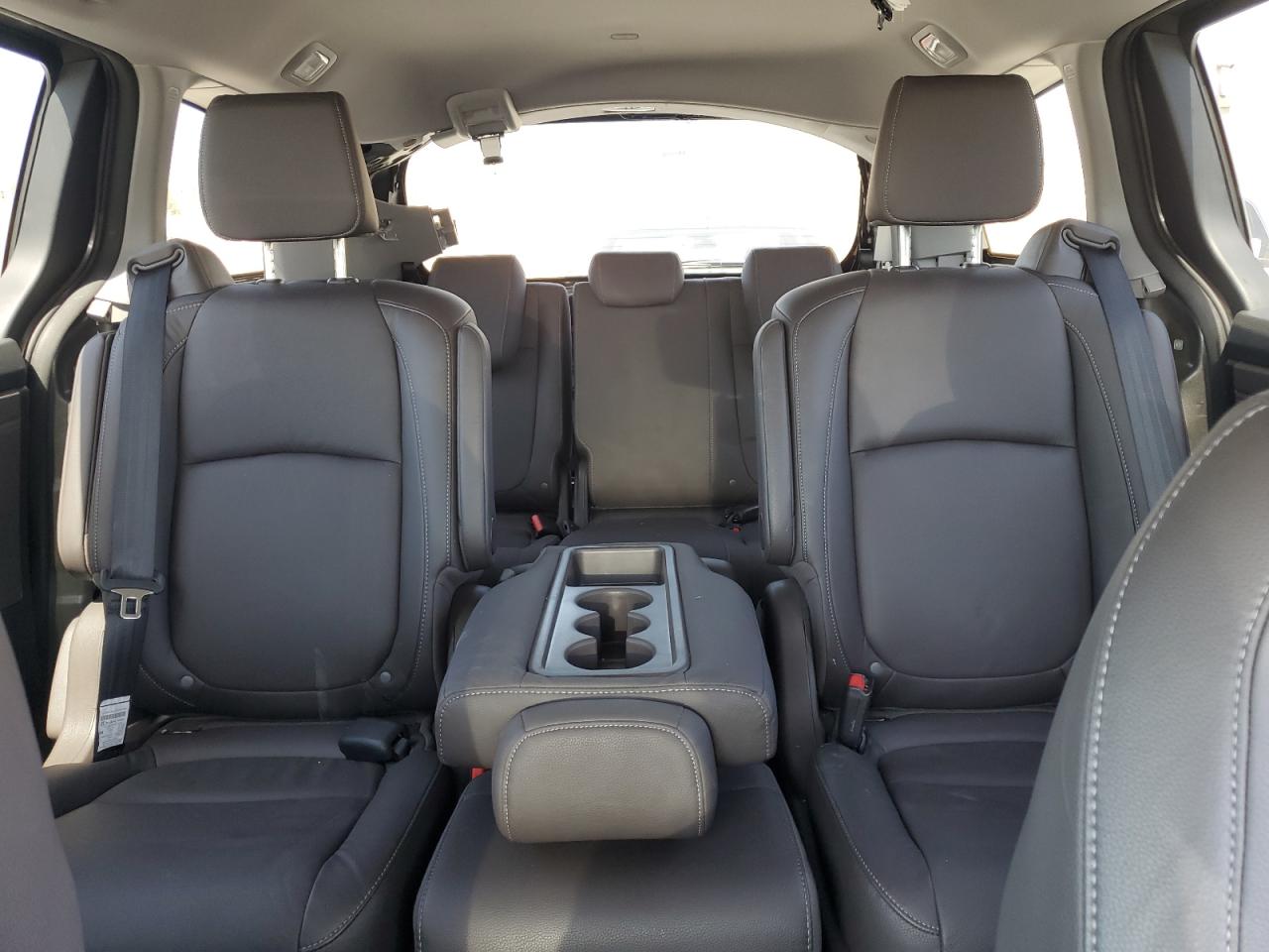 5FNRL6H74NB040982 2022 Honda Odyssey Exl