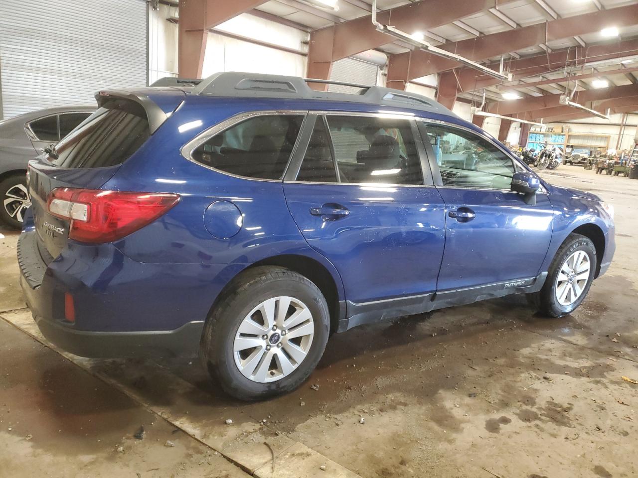 2015 Subaru Outback 2.5I Premium vin: 4S4BSBFC2F3306135