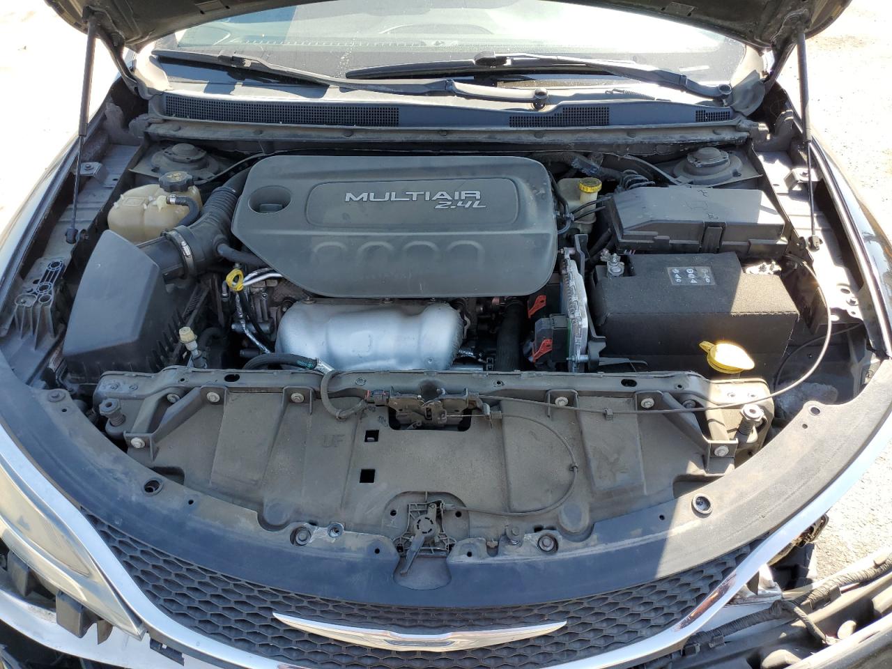 1C3CCCCB6FN542433 2015 Chrysler 200 C