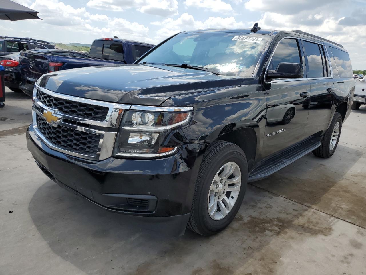 2019 Chevrolet Suburban C1500 Lt vin: 1GNSCHKC2KR177869