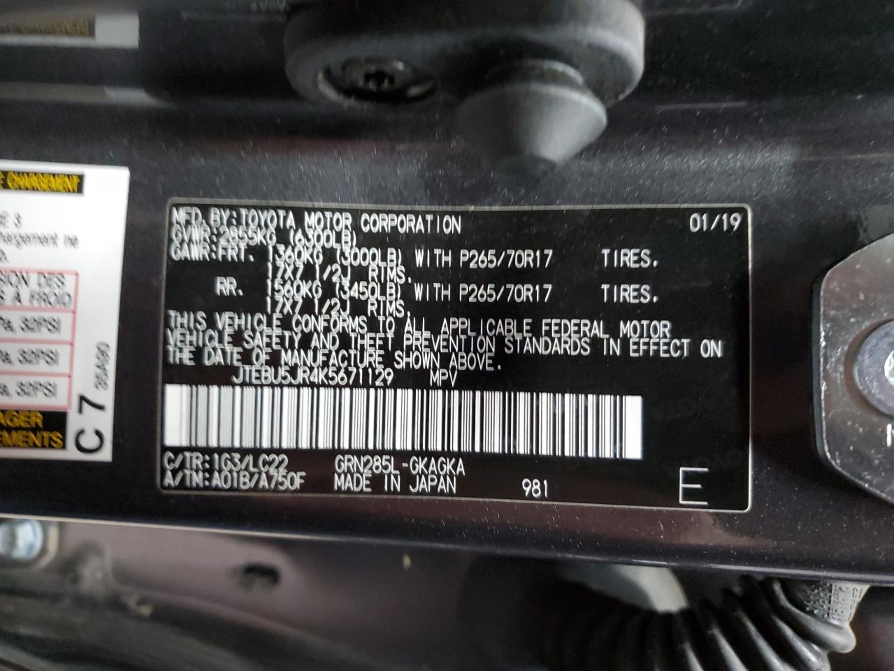 JTEBU5JR4K5671129 2019 Toyota 4Runner Sr5