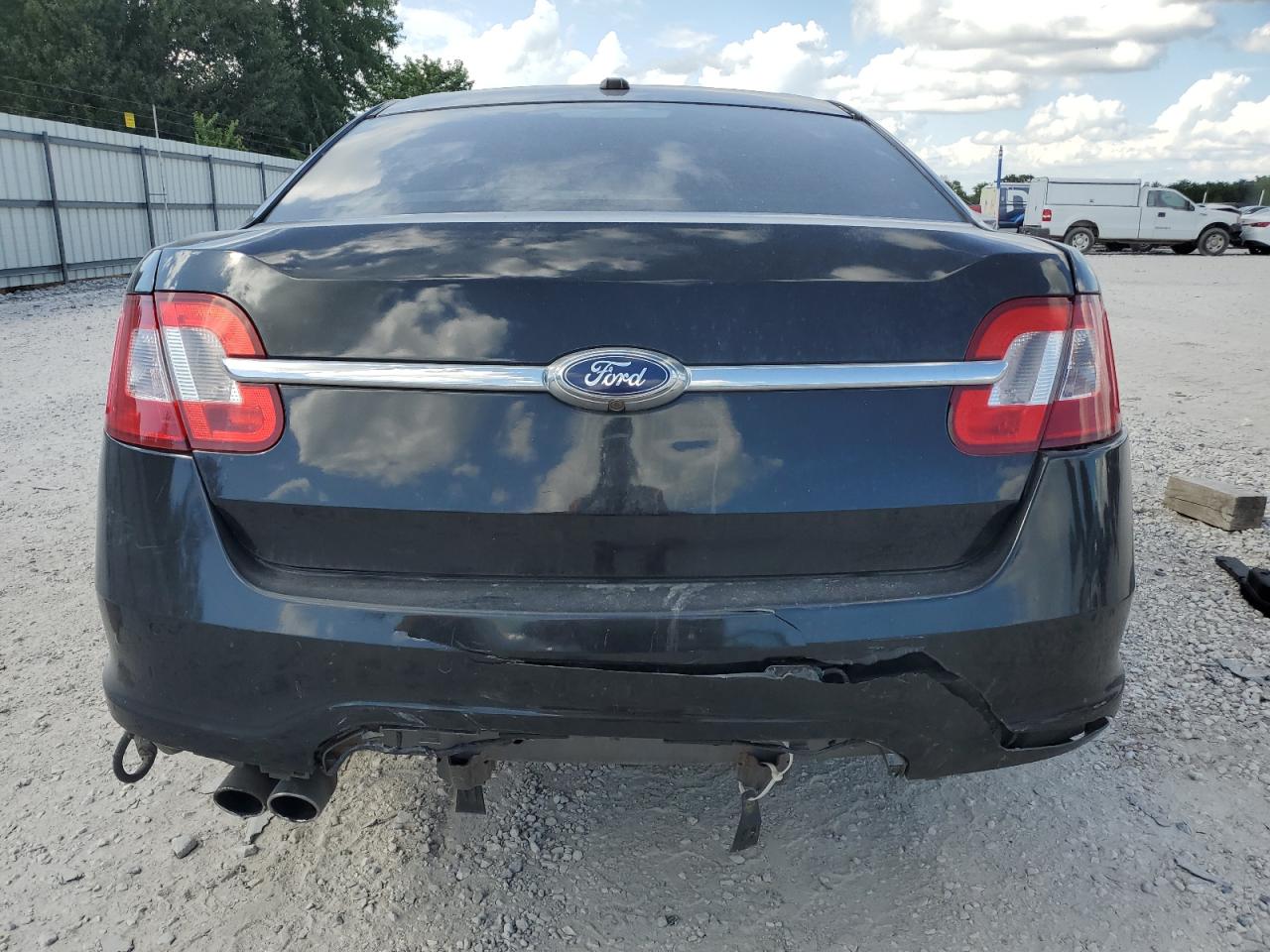 1FAHP2FW0AG112608 2010 Ford Taurus Limited