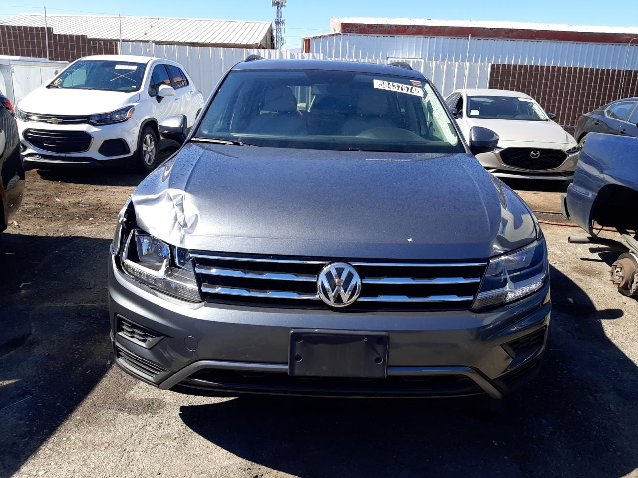 3VV3B7AX1LM022717 2020 Volkswagen Tiguan Se