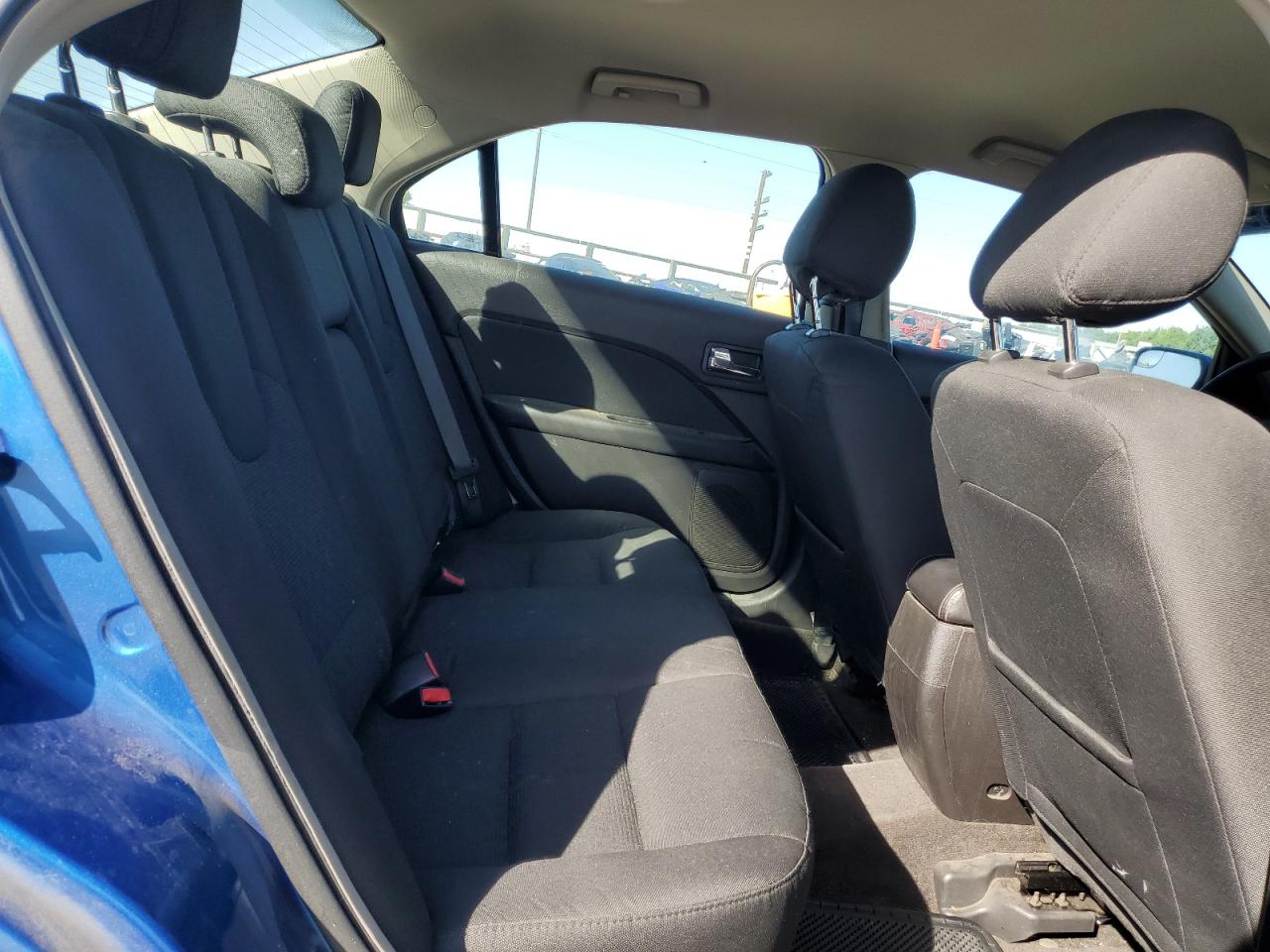 3FAHP0HA0CR307917 2012 Ford Fusion Se