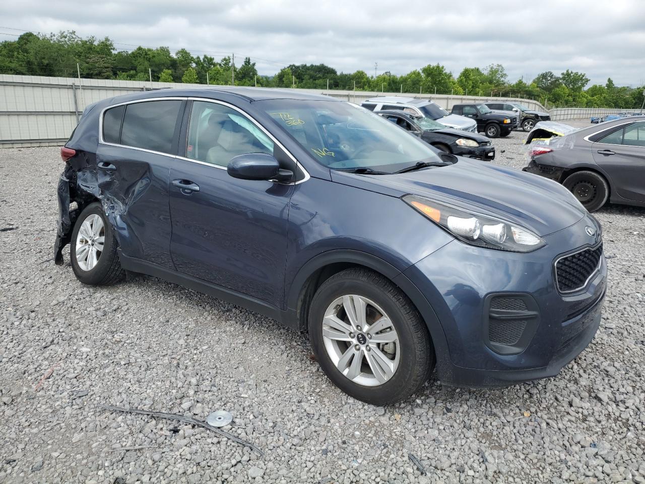 KNDPM3AC8J7477703 2018 Kia Sportage Lx