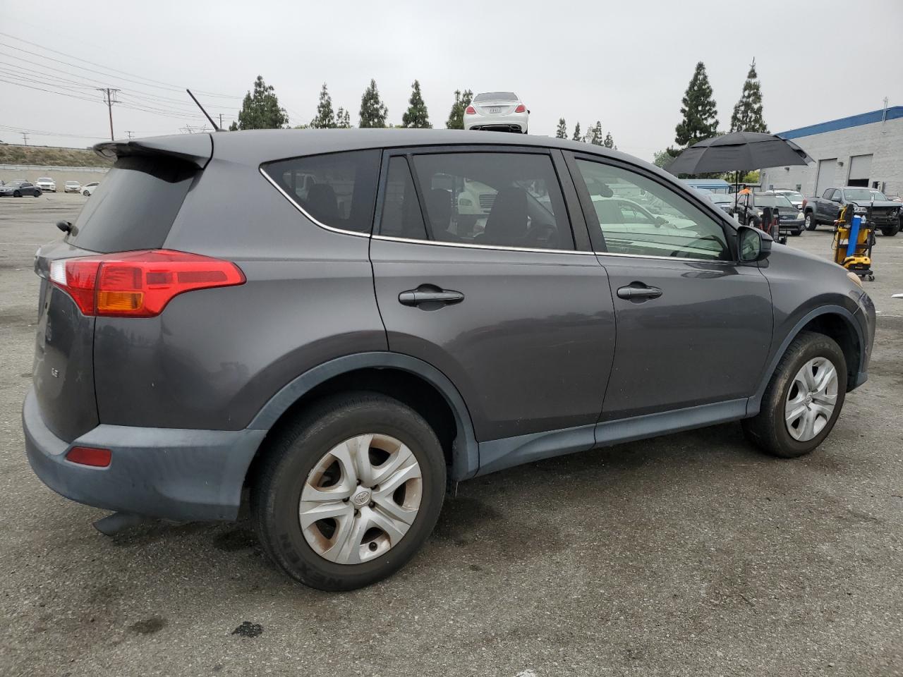 2014 Toyota Rav4 Le vin: JTMZFREV4EJ021871