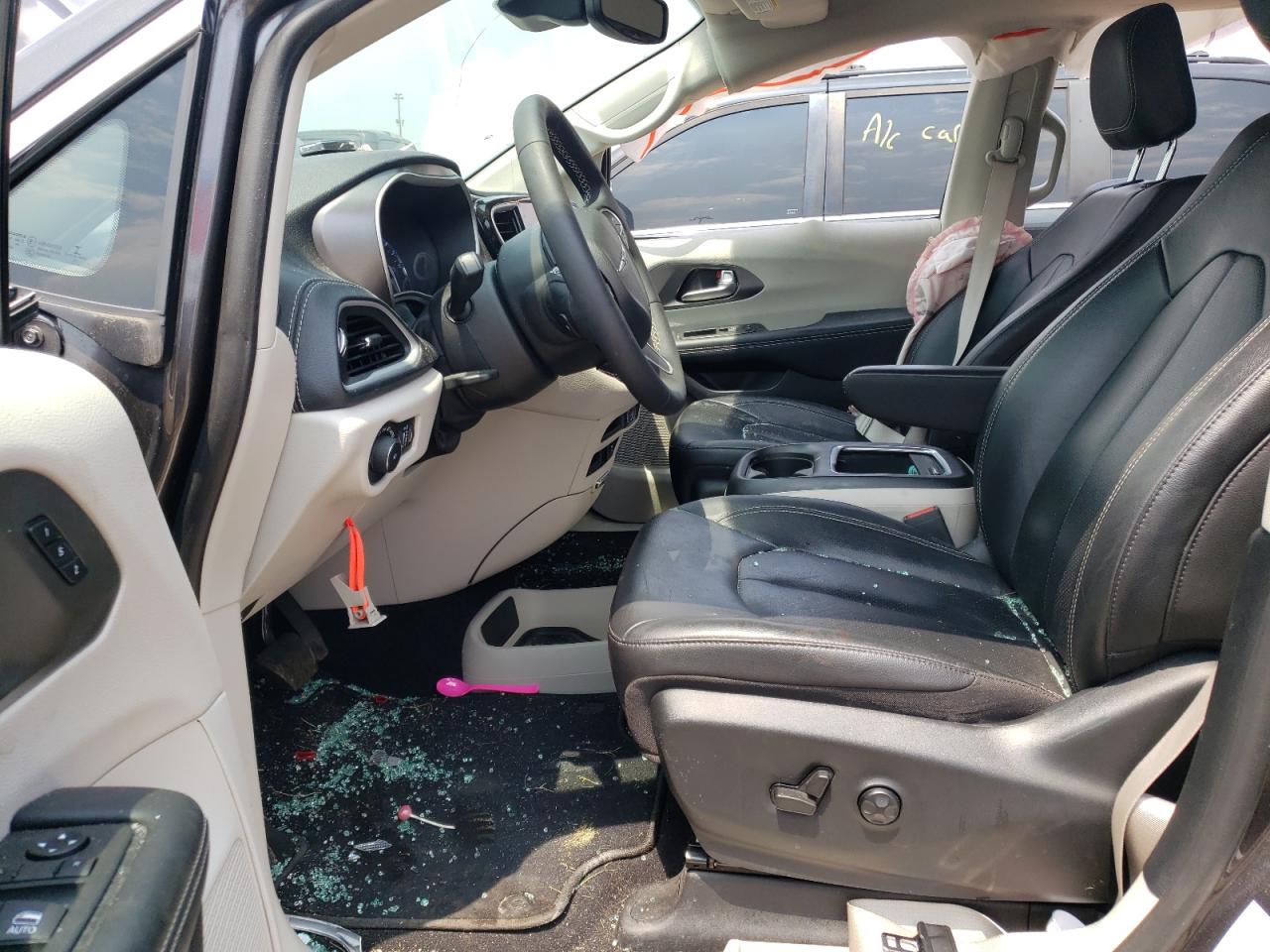 2C4RC1BG8NR155407 2022 Chrysler Pacifica Touring L