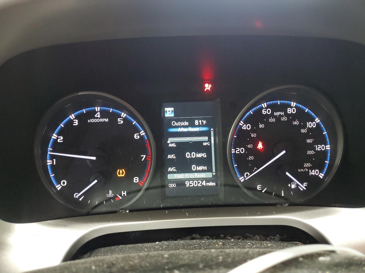 JTMBFREV5HJ171896 2017 Toyota Rav4 Le