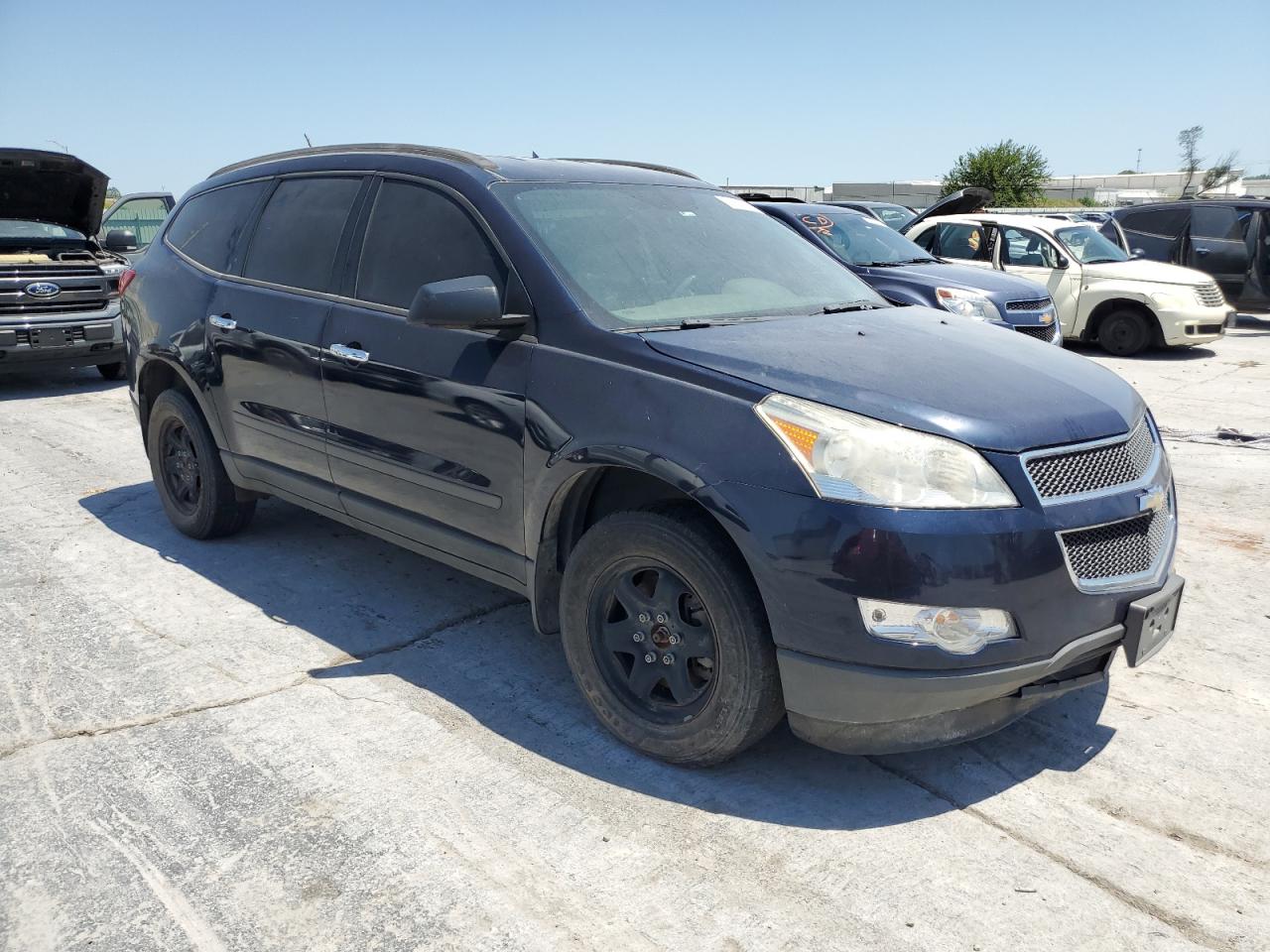 1GNKRFEDXBJ274985 2011 Chevrolet Traverse Ls