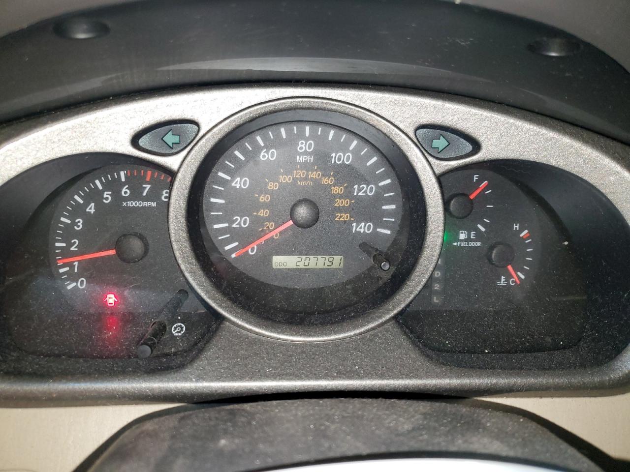 JTEHD21A510001801 2001 Toyota Highlander