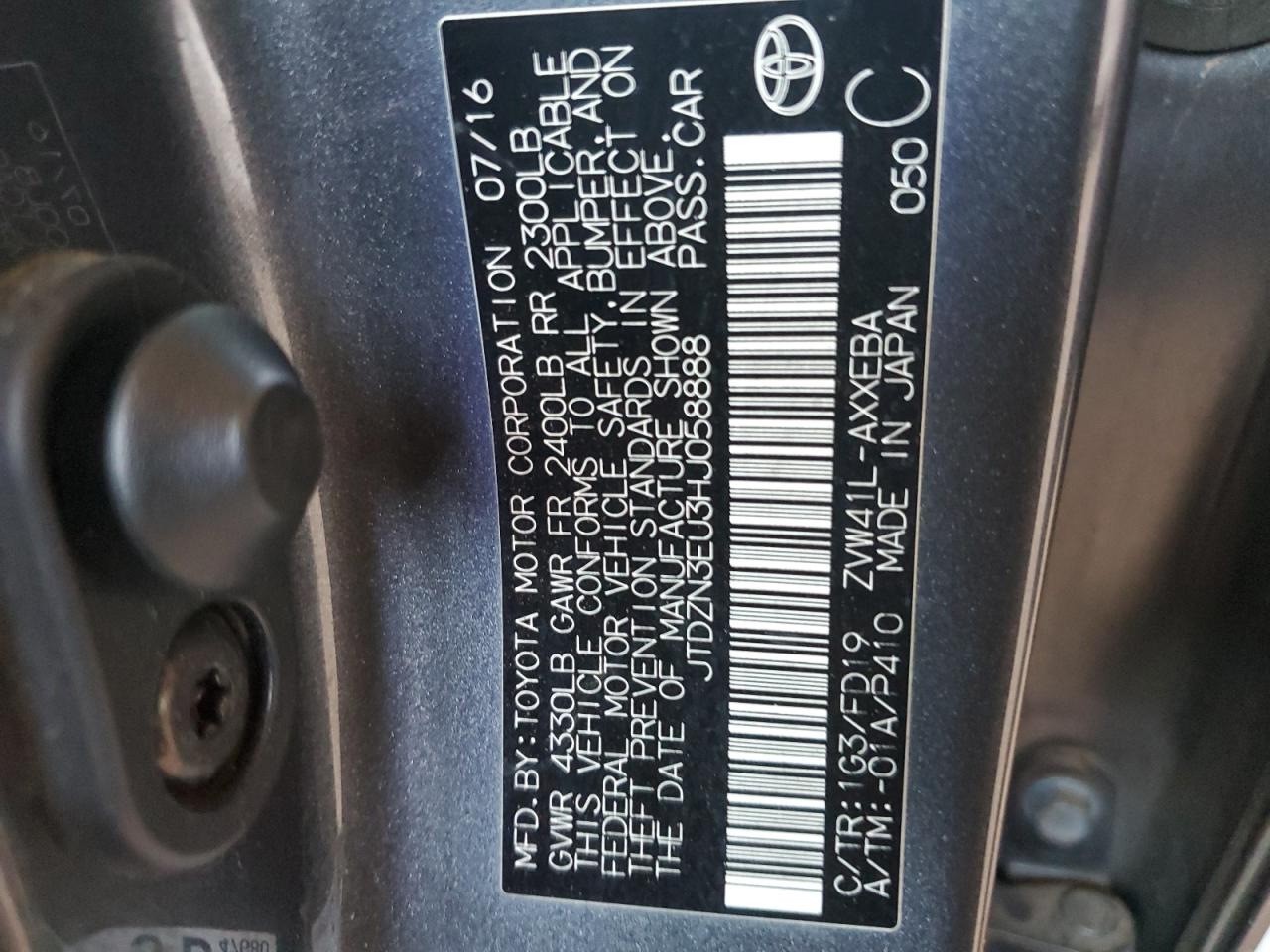 JTDZN3EU3HJ058888 2017 Toyota Prius V