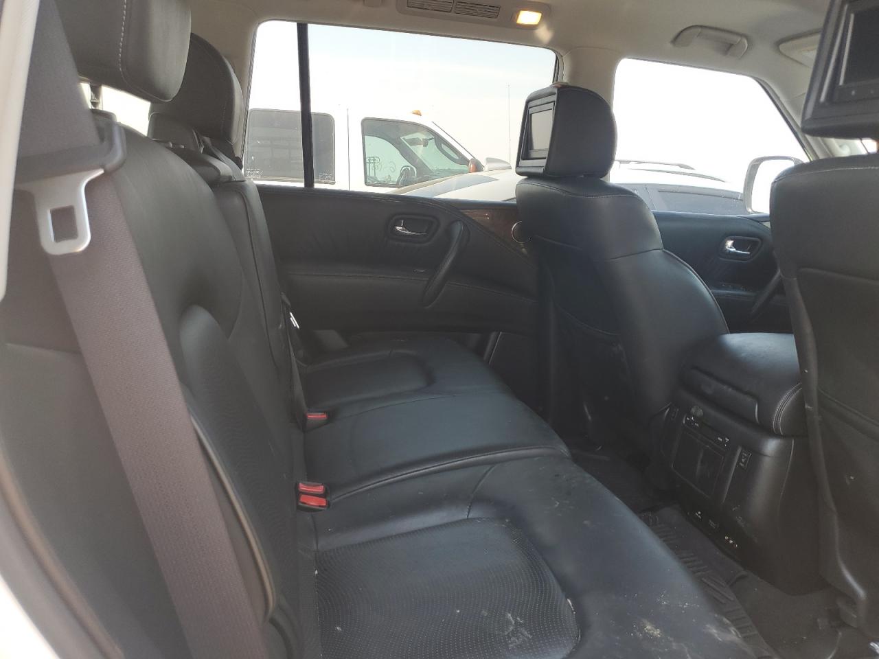 JN8AZ2NC5G9402177 2016 Infiniti Qx80