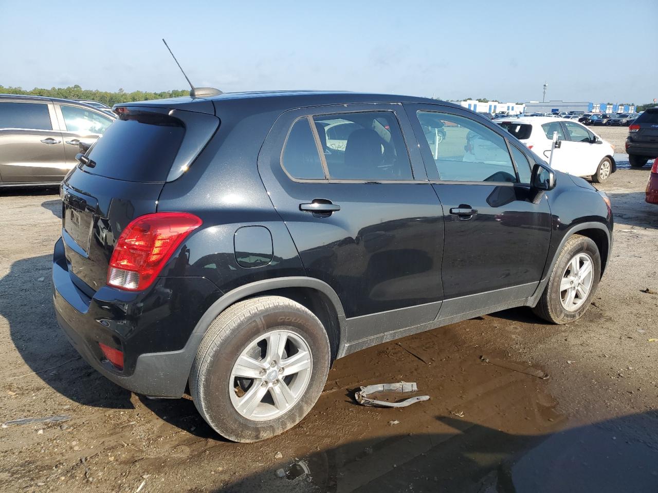 3GNCJKSB6LL333550 2020 Chevrolet Trax Ls