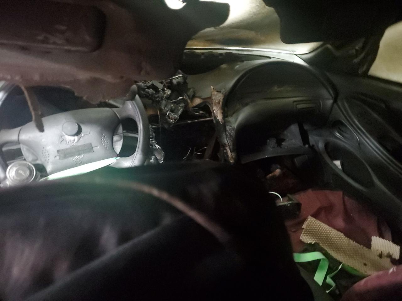 1FAFP404XYF219904 2000 Ford Mustang