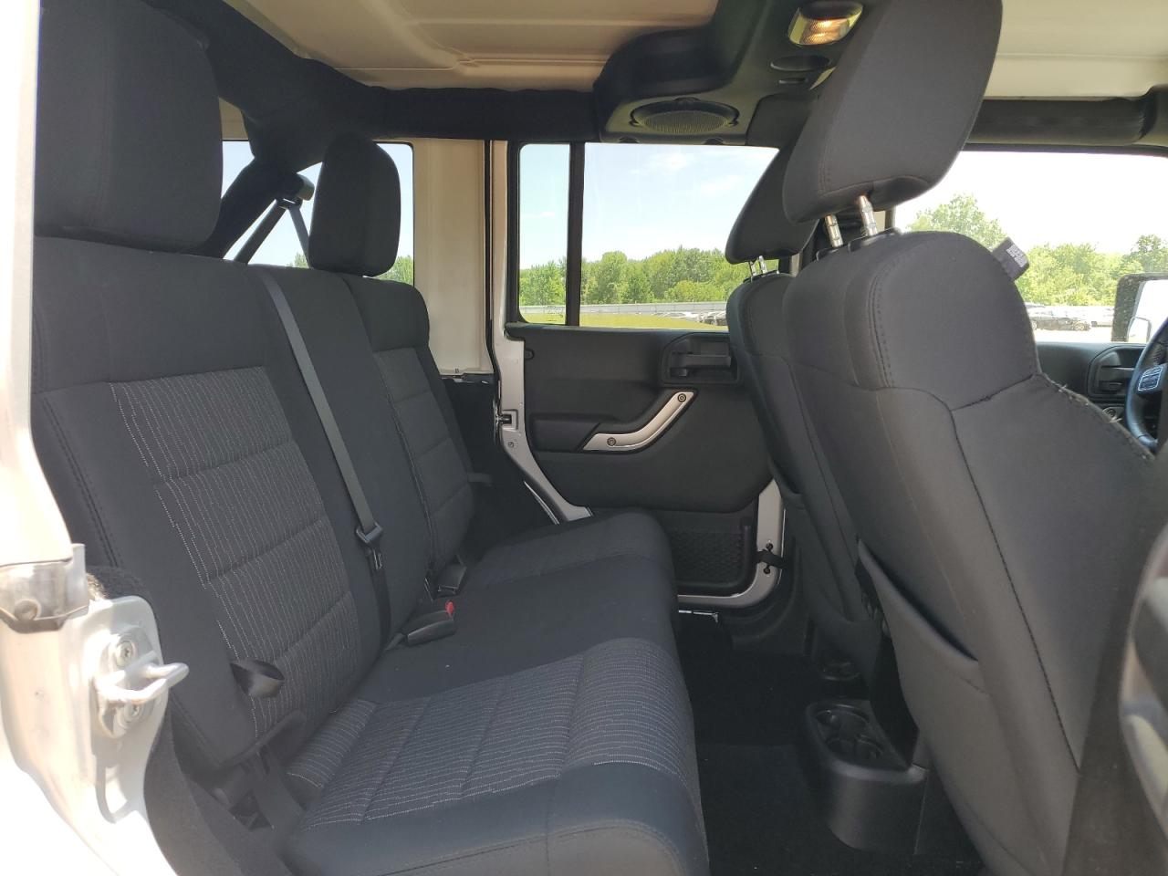 1C4HJWEGXCL145932 2012 Jeep Wrangler Unlimited Sahara