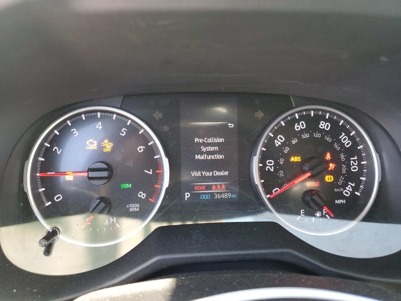 2T3W1RFVXMW168714 2021 Toyota Rav4 Xle