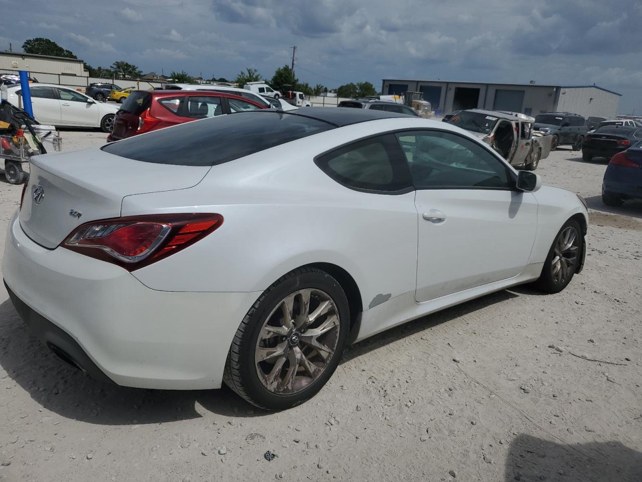 2013 Hyundai Genesis Coupe 2.0T vin: KMHHT6KD7DU109353