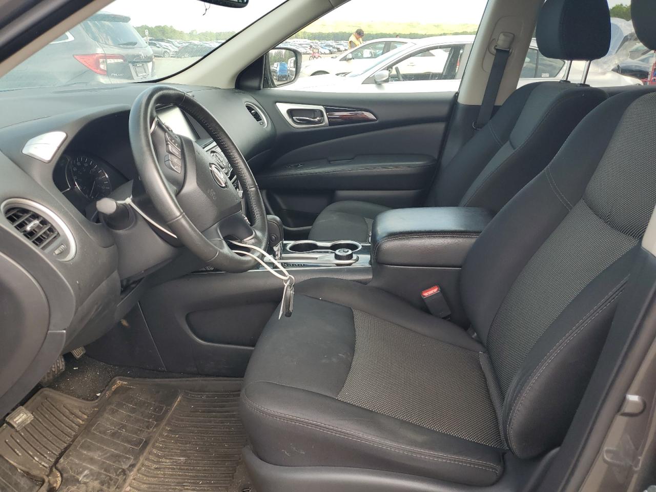 5N1DR2MM8JC674425 2018 Nissan Pathfinder S