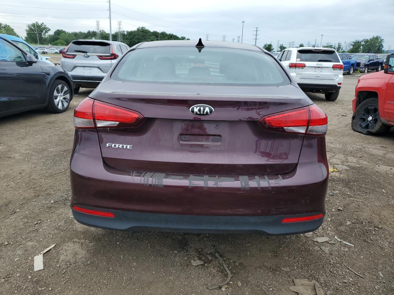 3KPFK4A77JE182165 2018 Kia Forte Lx