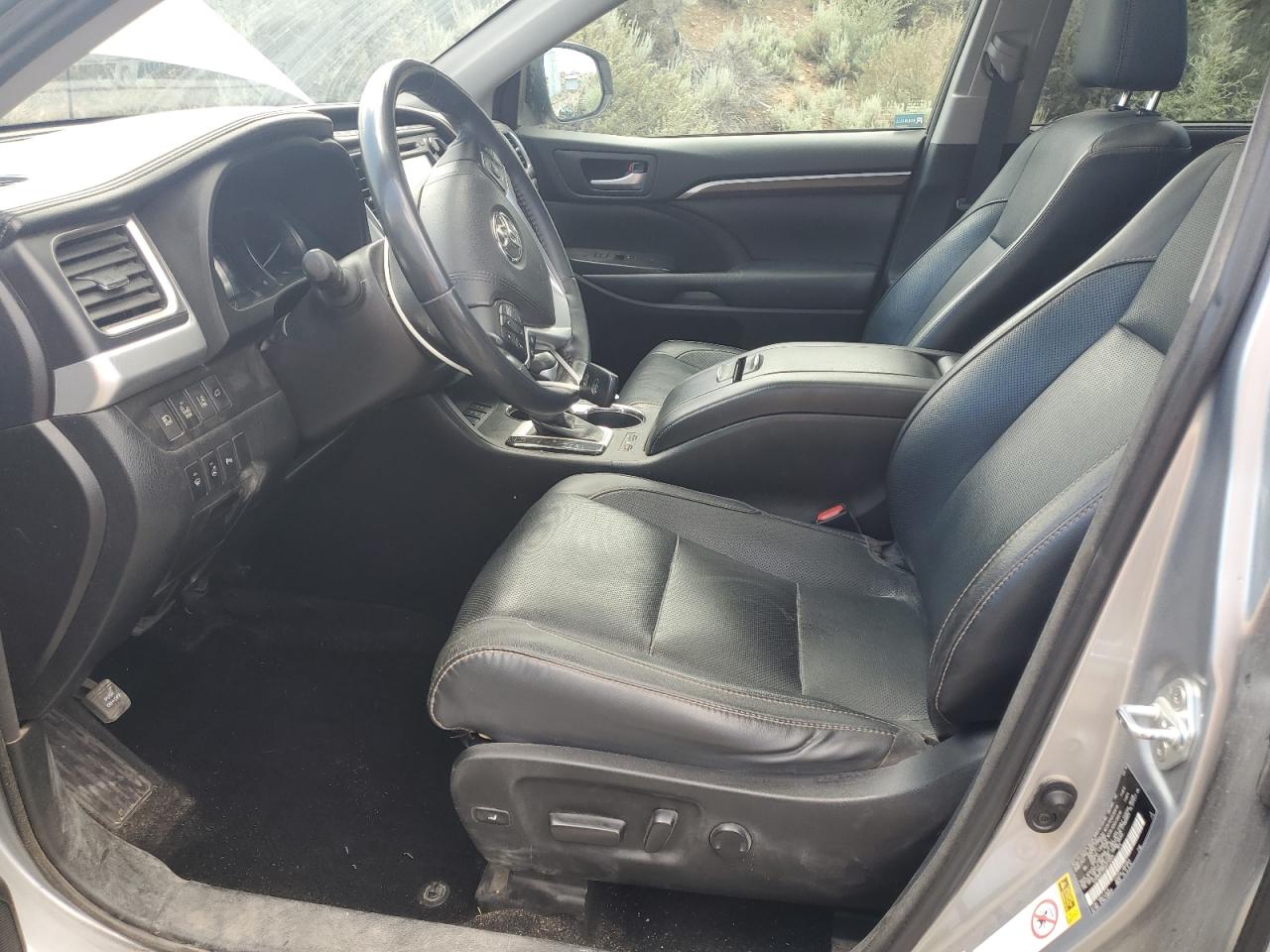 5TDDKRFH6GS275909 2016 Toyota Highlander Limited