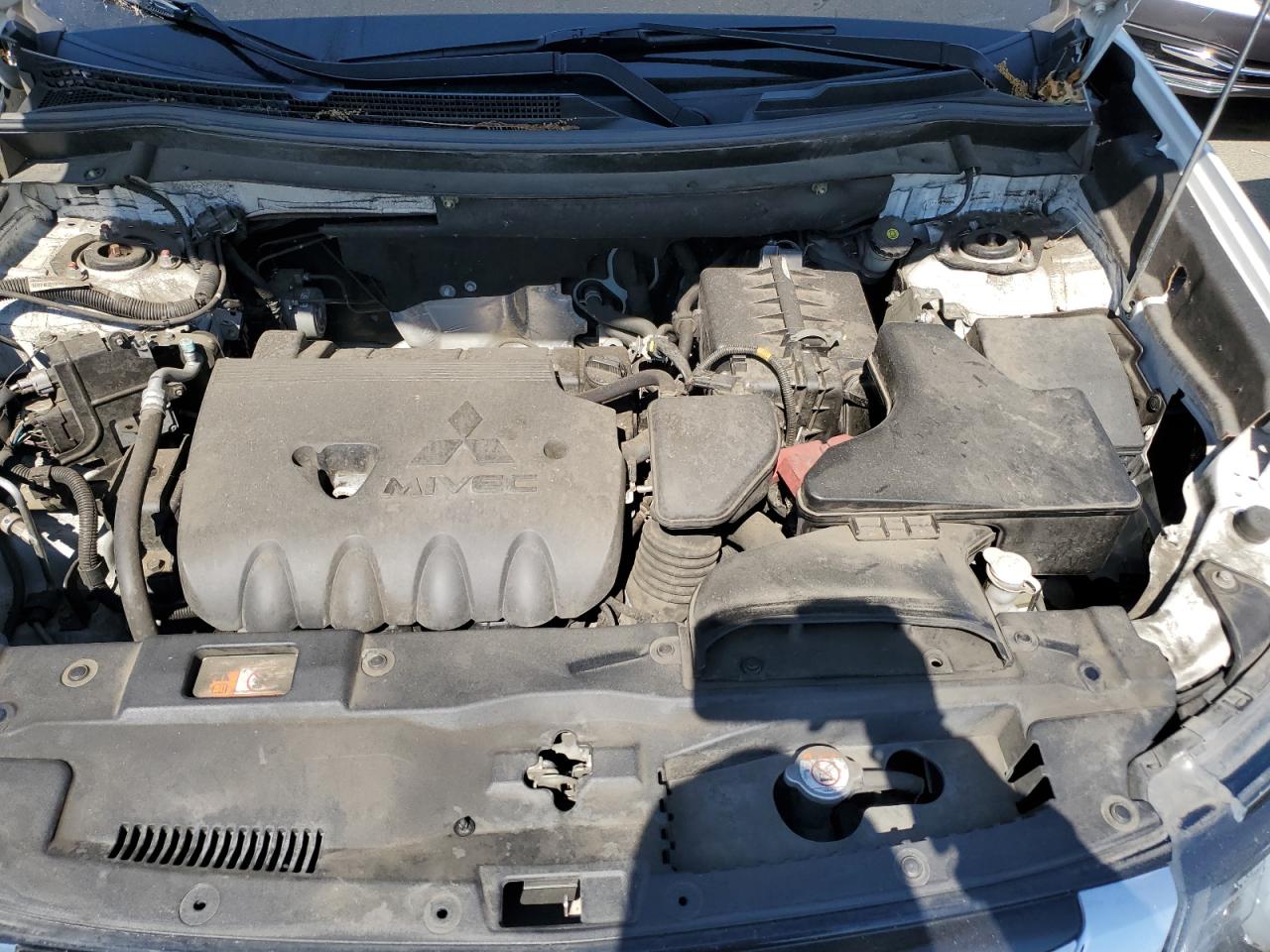 JA4AD3A33HZ028119 2017 Mitsubishi Outlander Se