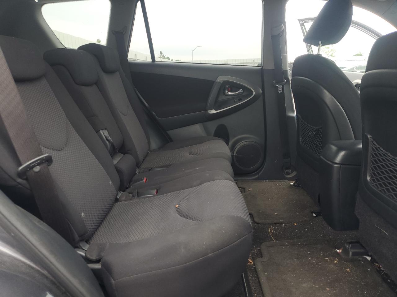 JTMRF4DVXB5042247 2011 Toyota Rav4 Sport