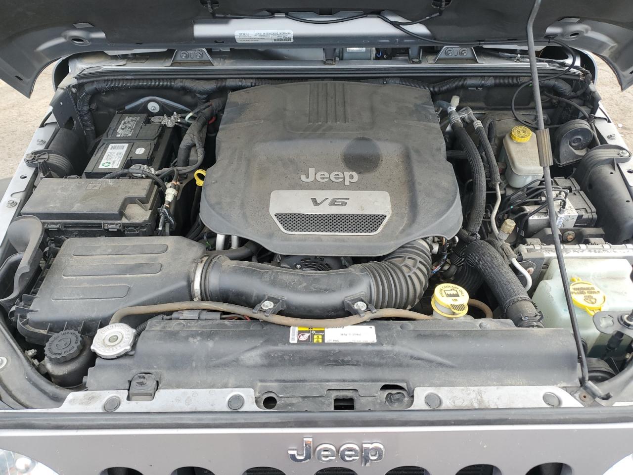 1C4BJWEG5FL689801 2015 Jeep Wrangler Unlimited Sahara