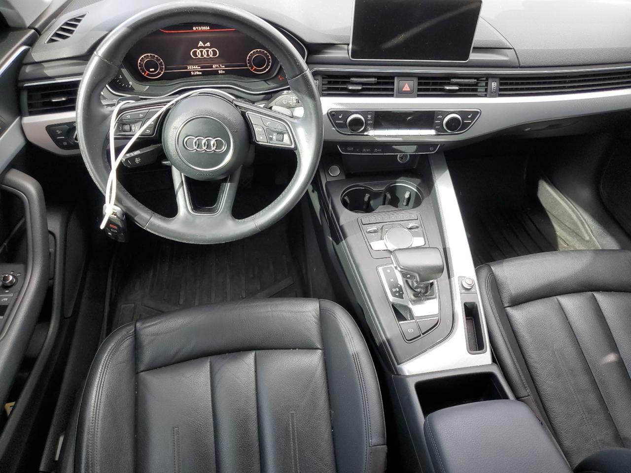 WAUKMAF40HN043004 2017 Audi A4 Ultra Premium